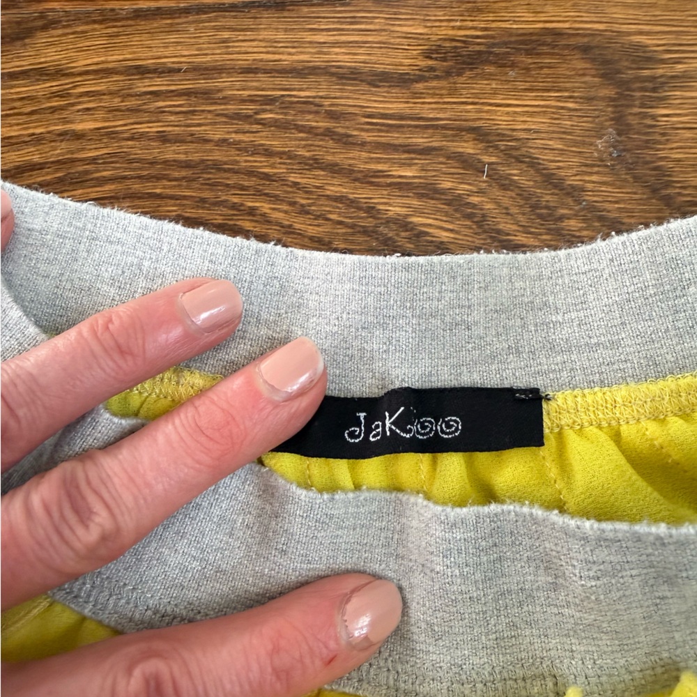 Akoo Yellow Ruffle Mini Skirt - Picture 3 of 3